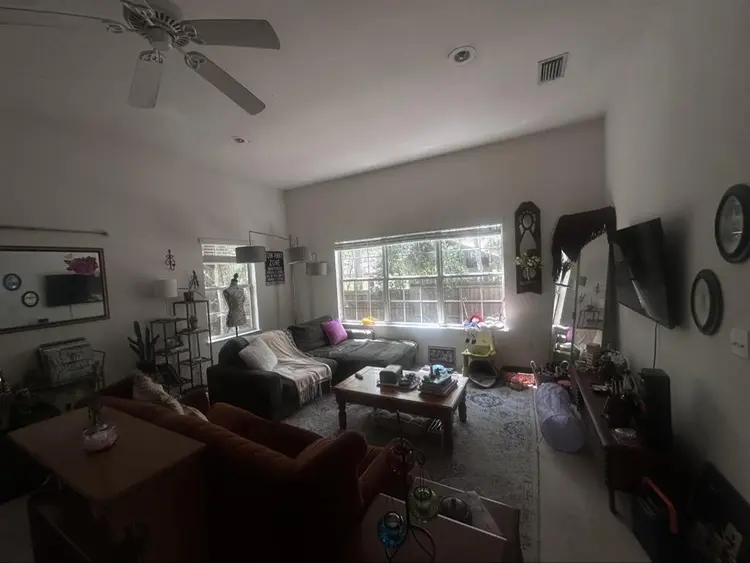 Room in house, 3 other girls.