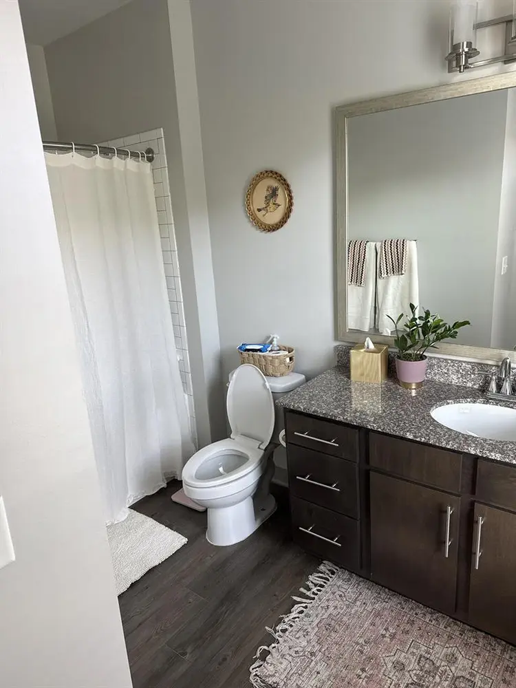 Private bedroom/bathroom