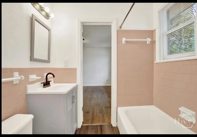 Single rooms for rent, pet friendly