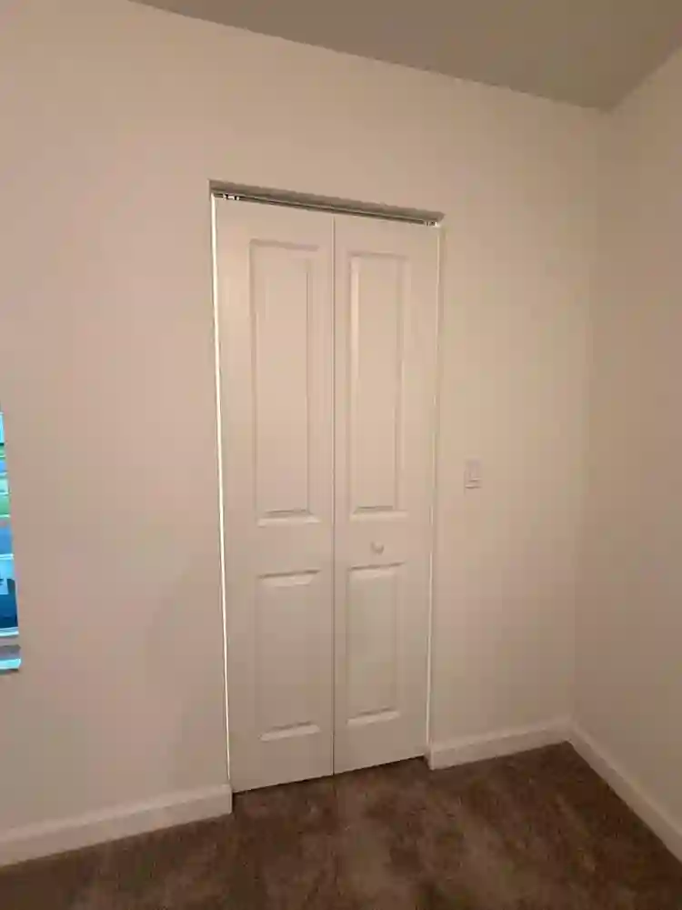 Room in Beautiful Gated Community