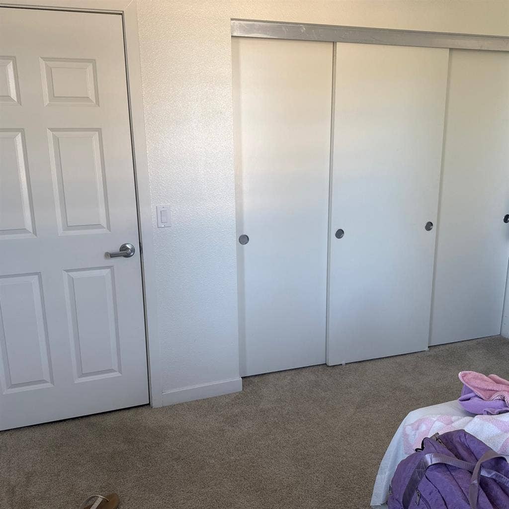 Rento un cuarto en mi apartamento