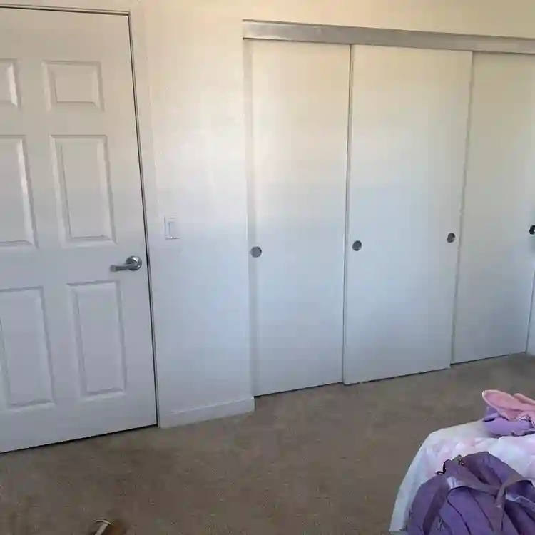 Rento un cuarto en mi apartamento