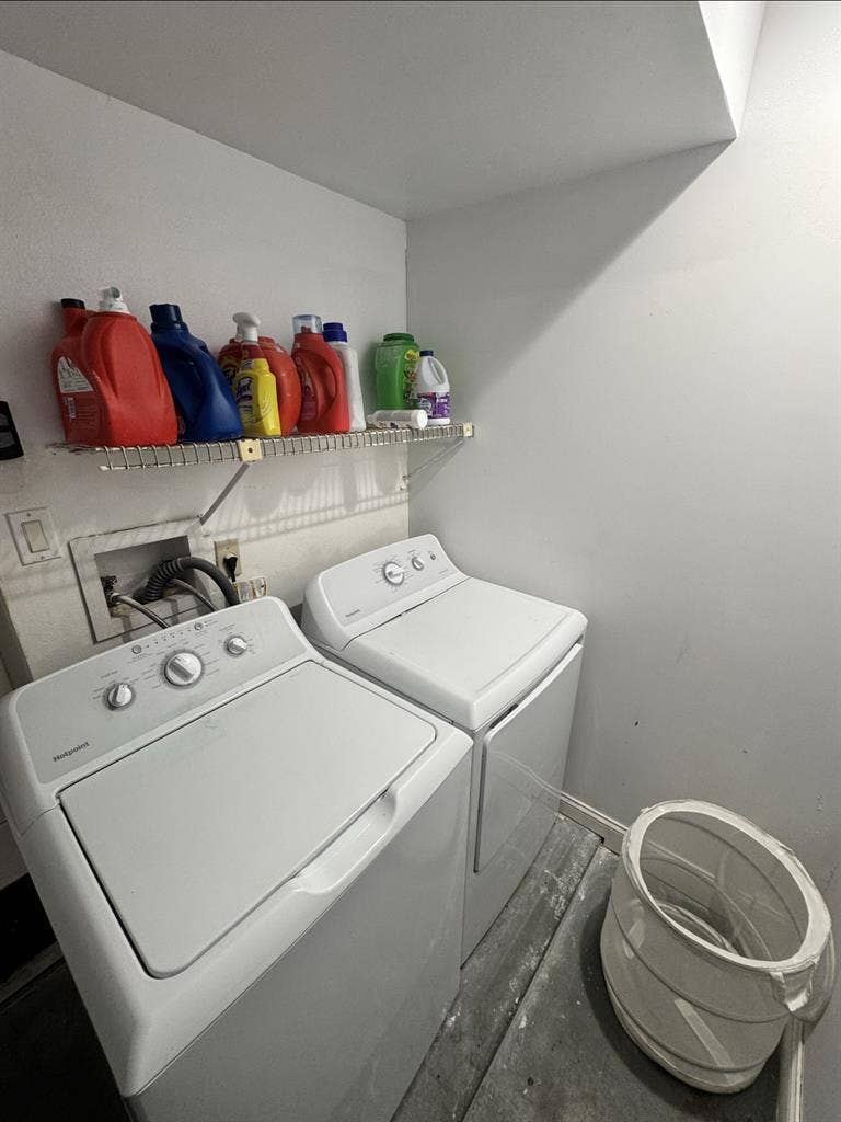 Fully Furnished Private Bedroomm
