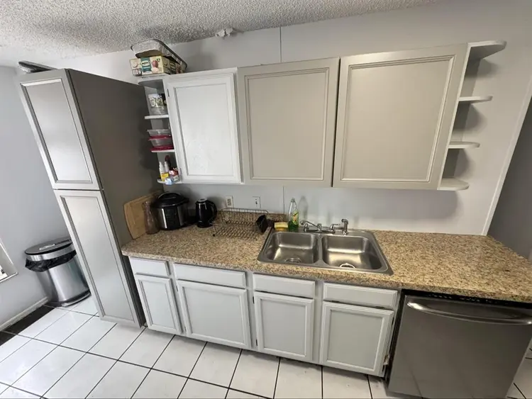 Fully Furnished Private Bedroomm
