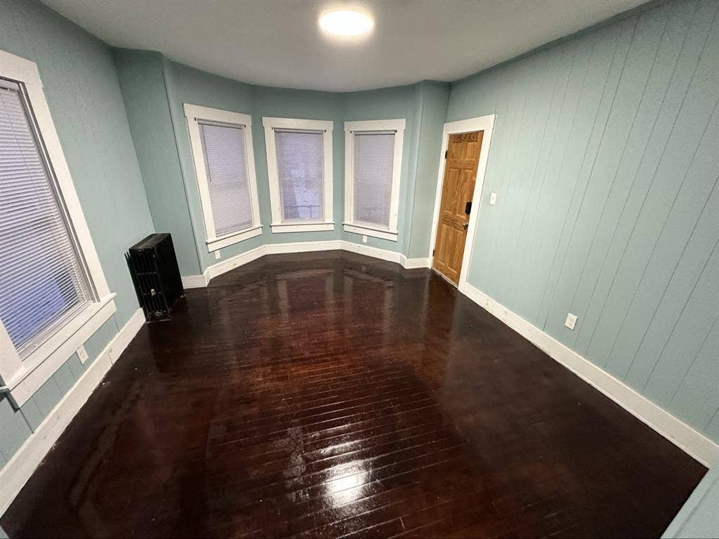 Private Room for Rent - 3 BD/1Bath