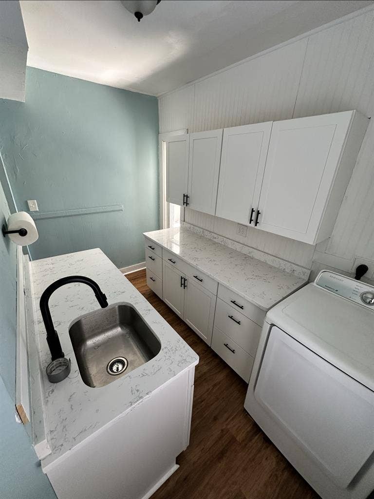 Private Room for Rent - 3 BD/1Bath