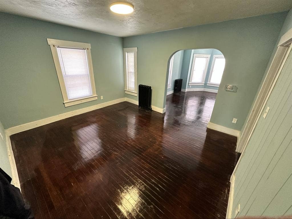 Private Room for Rent - 3 BD/1Bath