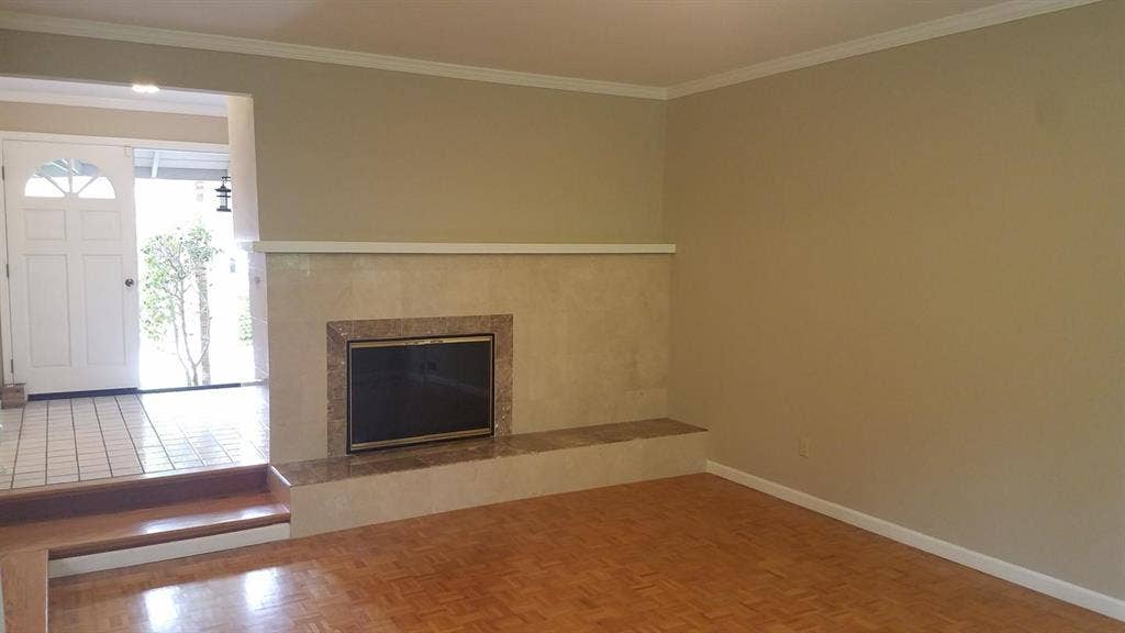 3 BR in Oakland