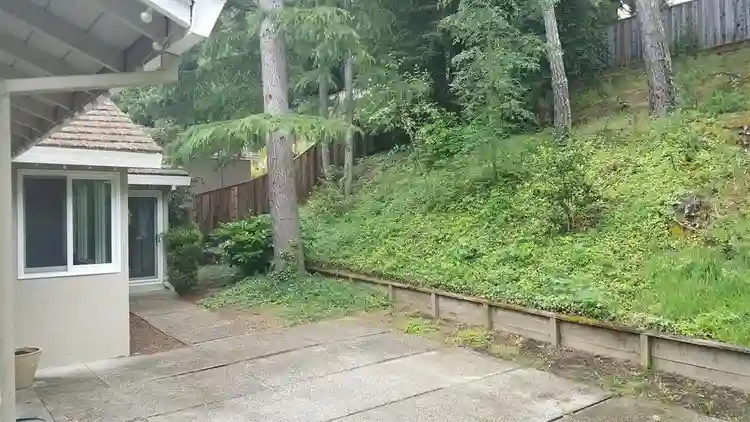 3 BR in Oakland