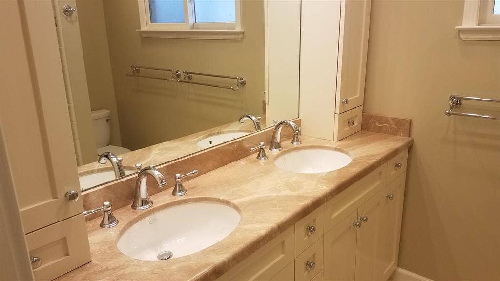 3 BR in Oakland