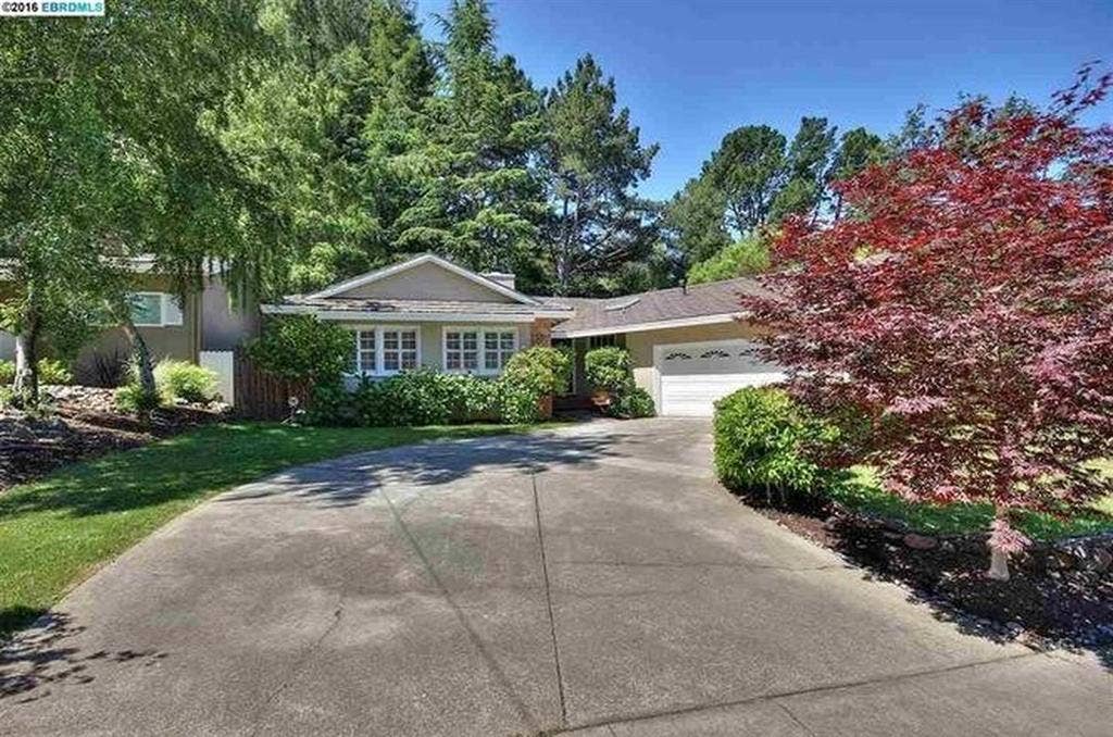 3 BR in Oakland
