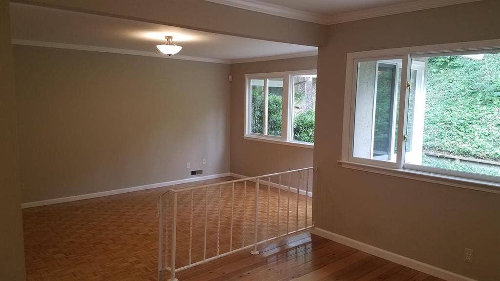 3 BR in Oakland