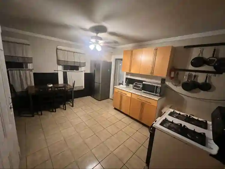 Room for rent