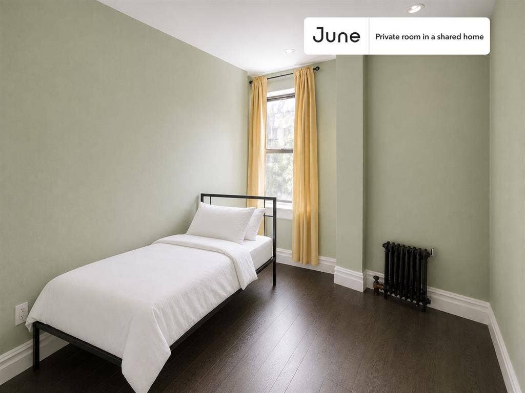 3 BR in New York City