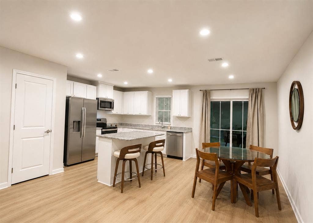 CONWAY Fully Furnished Townhome