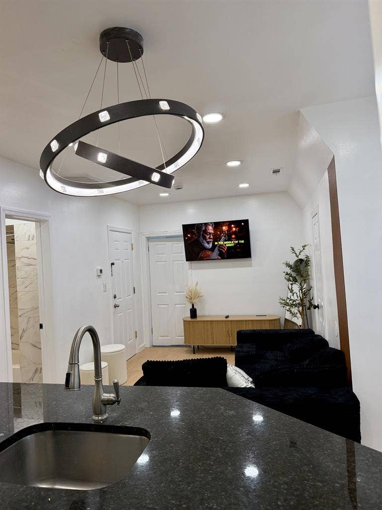 Private Furnished Room in 2BR