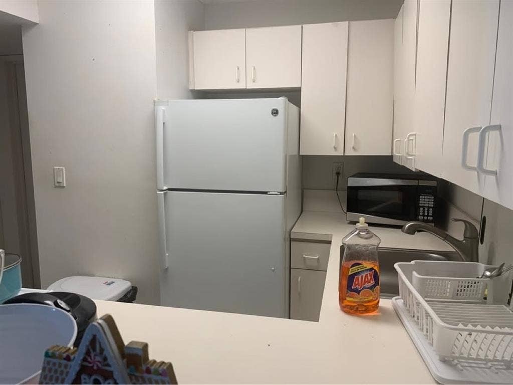 $950 Private Bedroom in Brickell