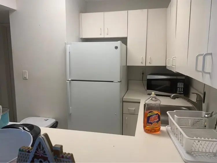 $950 Private Bedroom in Brickell