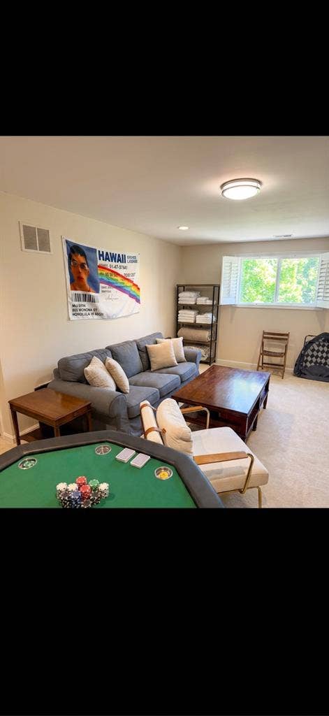 2 rooms for rent in mays chapel!
