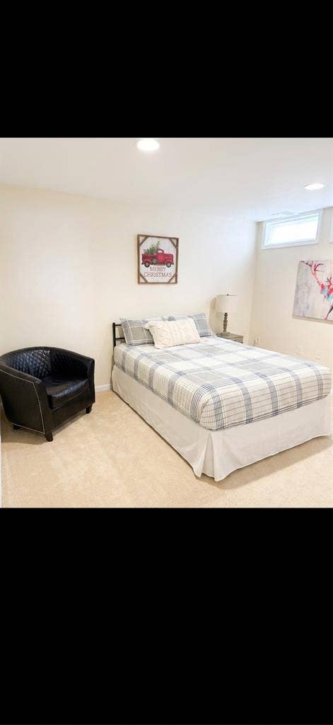 2 rooms for rent in mays chapel!