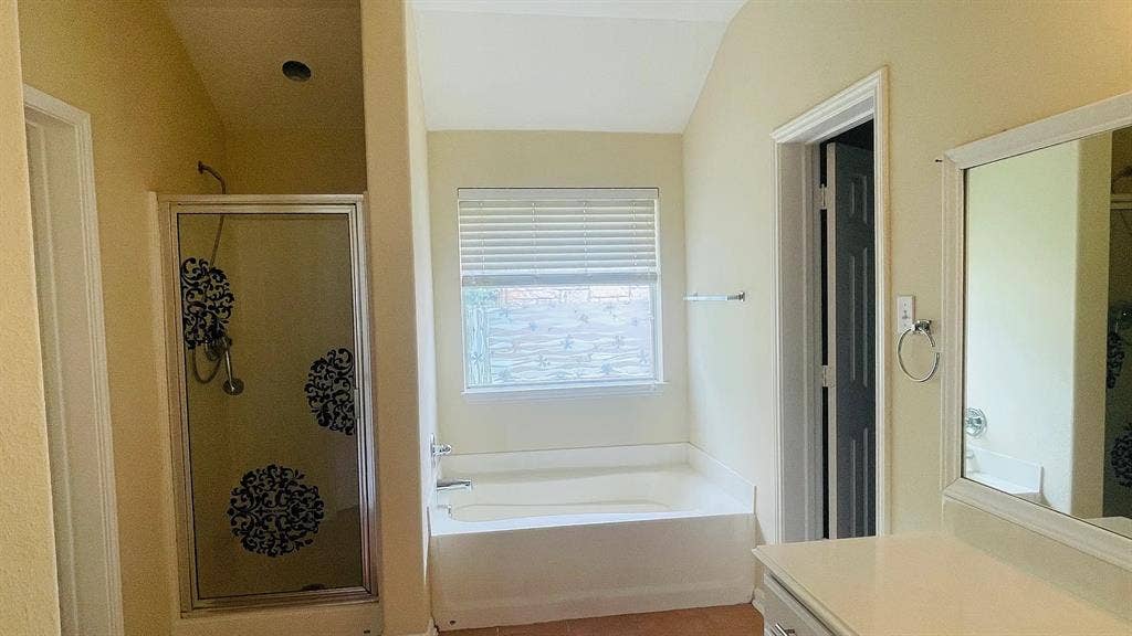3 BR in Austin