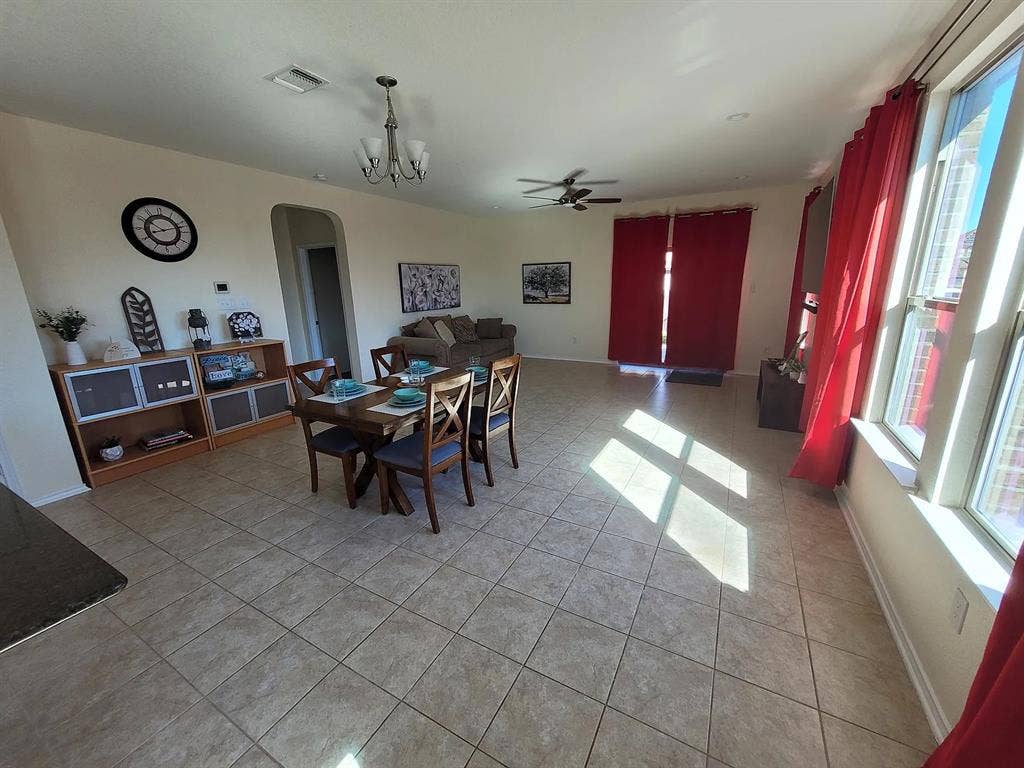 4 BR in San Antonio