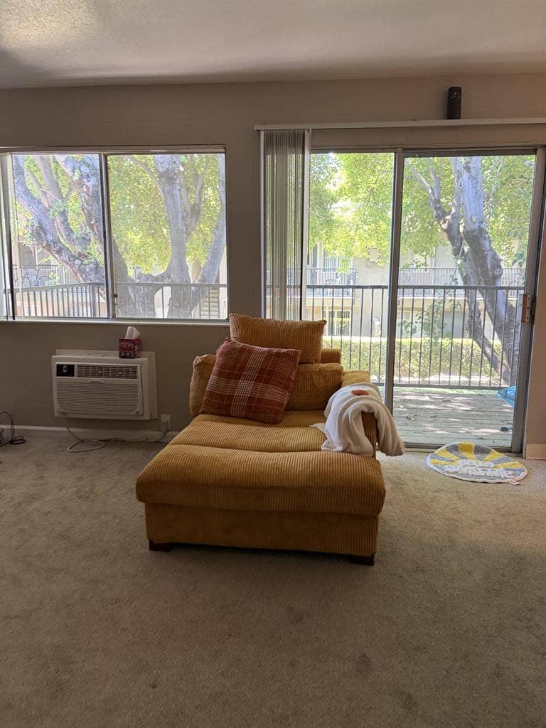 $1250 for Private Bedroom & Bath