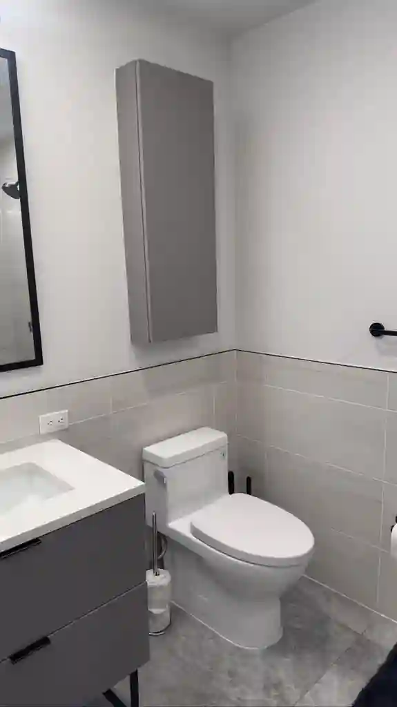 ✨ HUGE furnished BEDROOM | Modern |