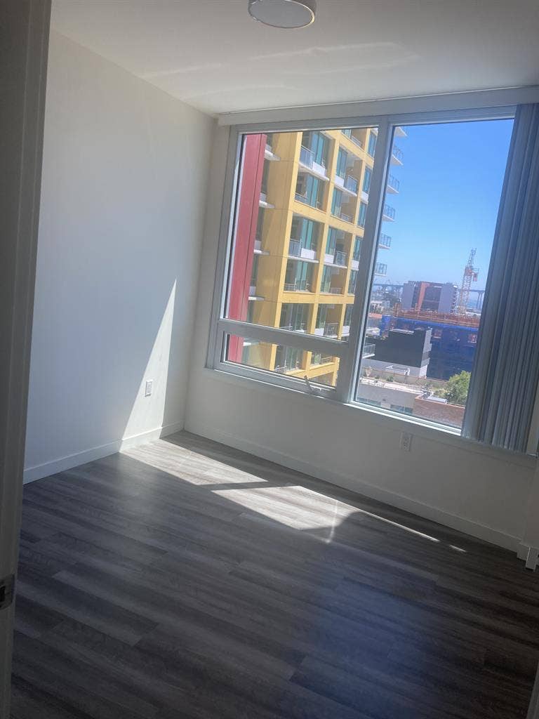 downtown room