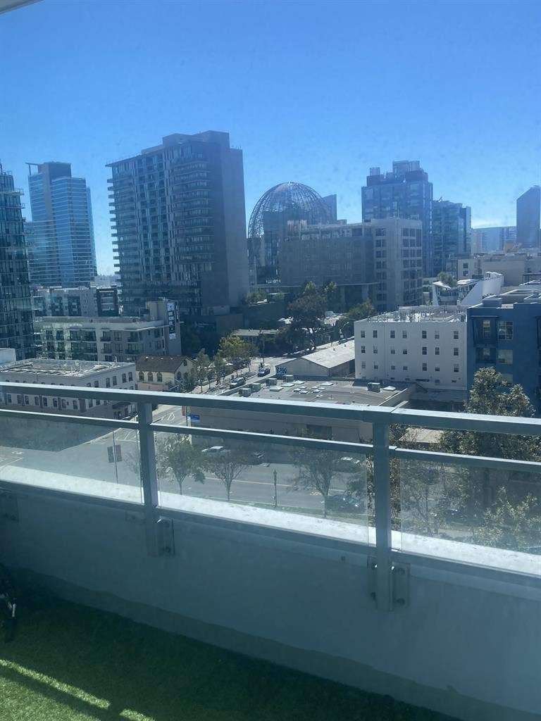 downtown room