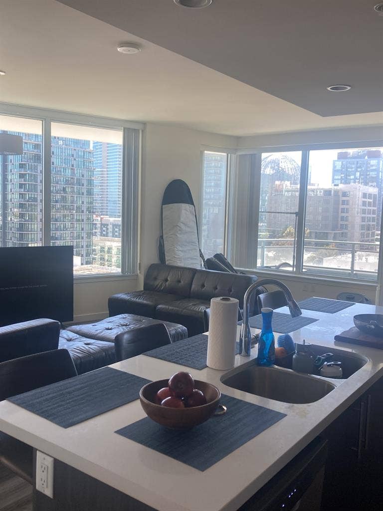 downtown room