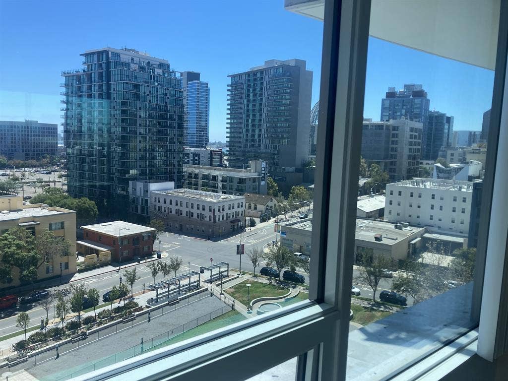 downtown room