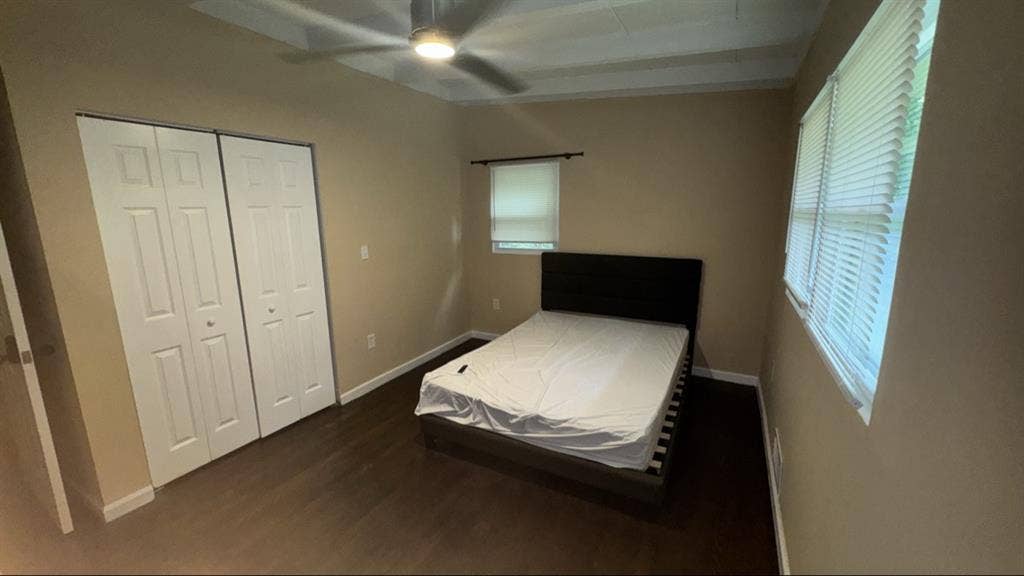 1bedr00m shared bath for rent