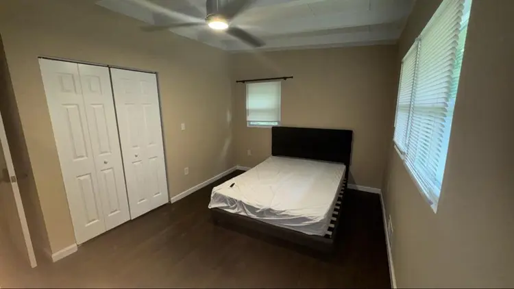 1bedr00m shared bath for rent