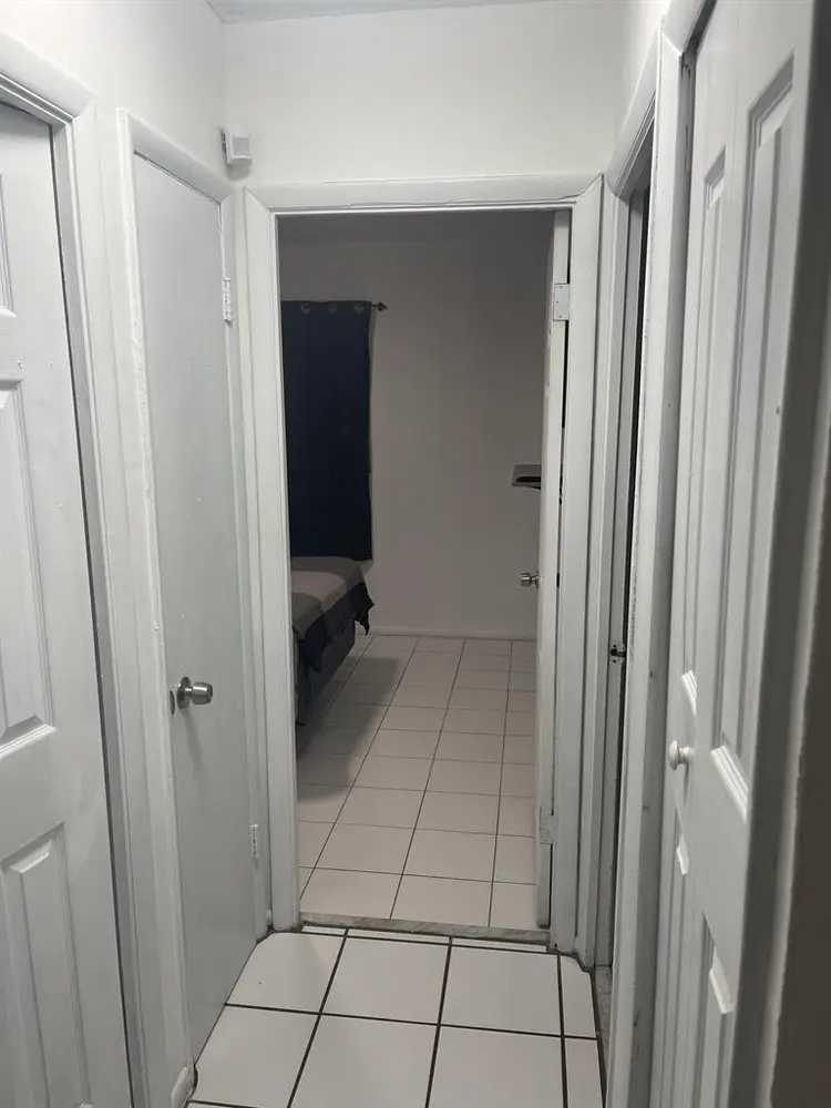 1-bedroom, 1- shared bathroom