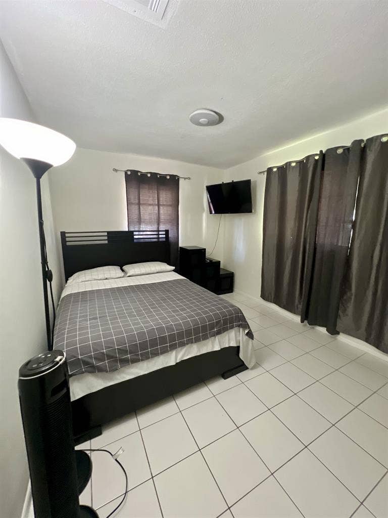 1-bedroom, 1- shared bathroom