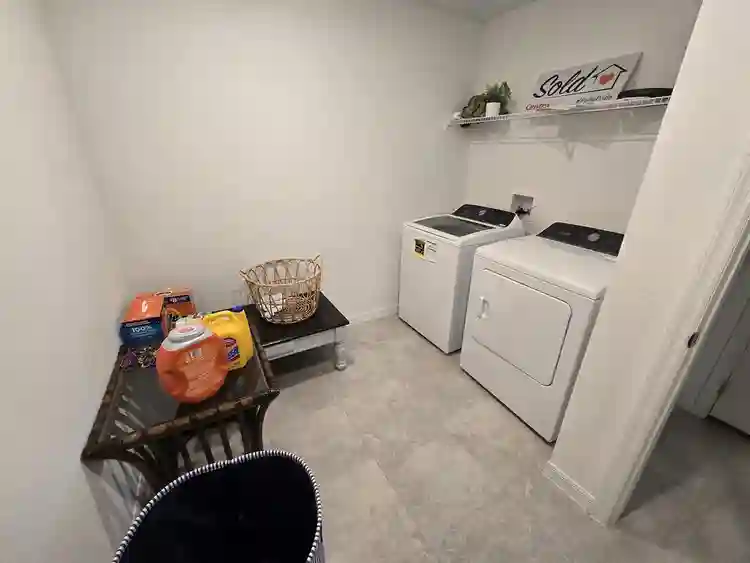 Renting room for $800 w/ utilities