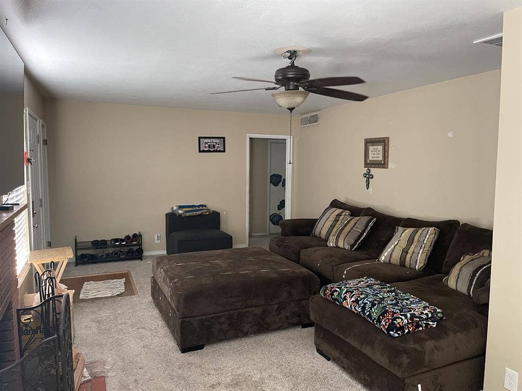 Room for rent 