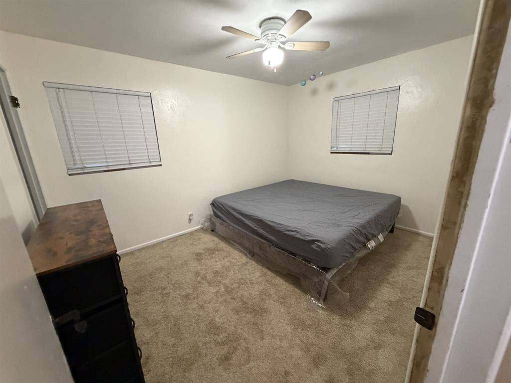 Room for rent 