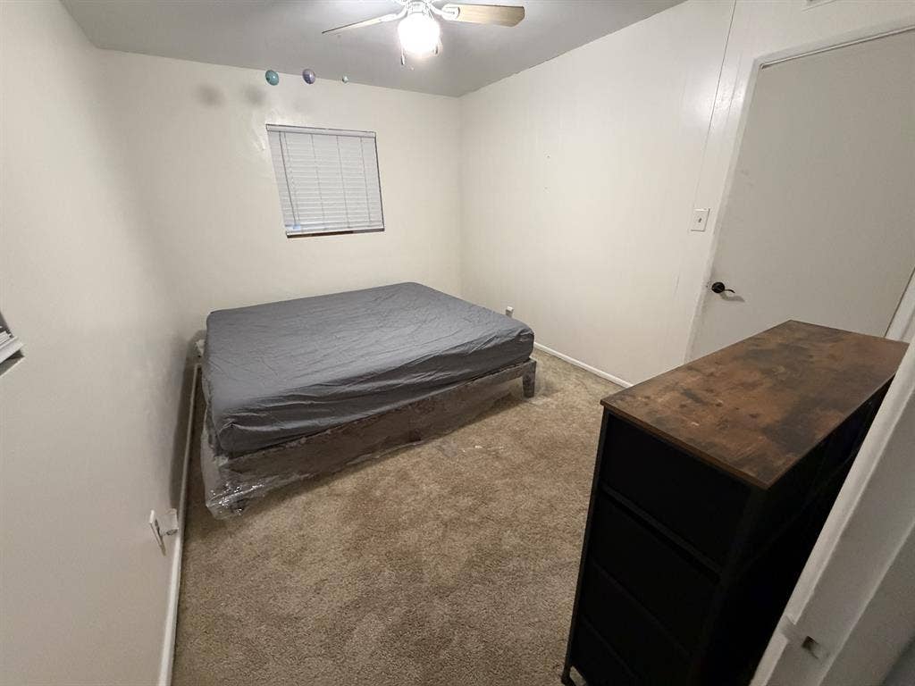 Room for rent 