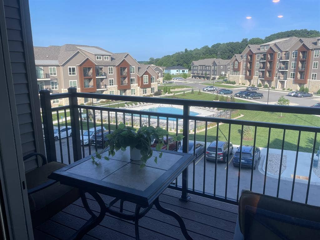 Private 1 Bed/1 Bath Available