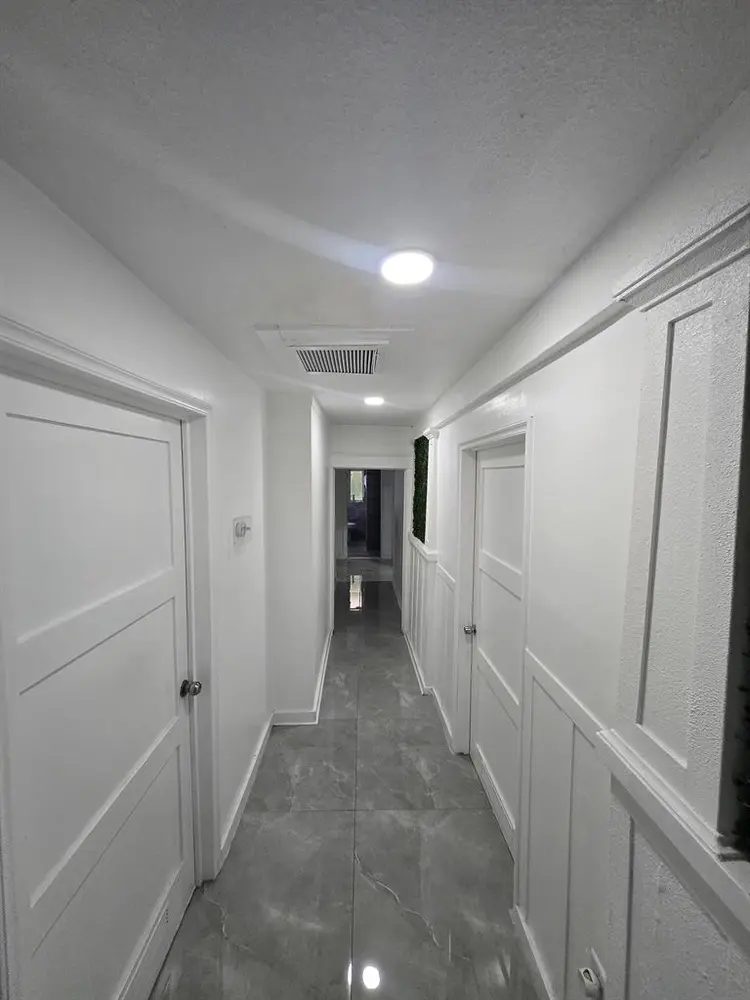 Room for rent near Wynwood