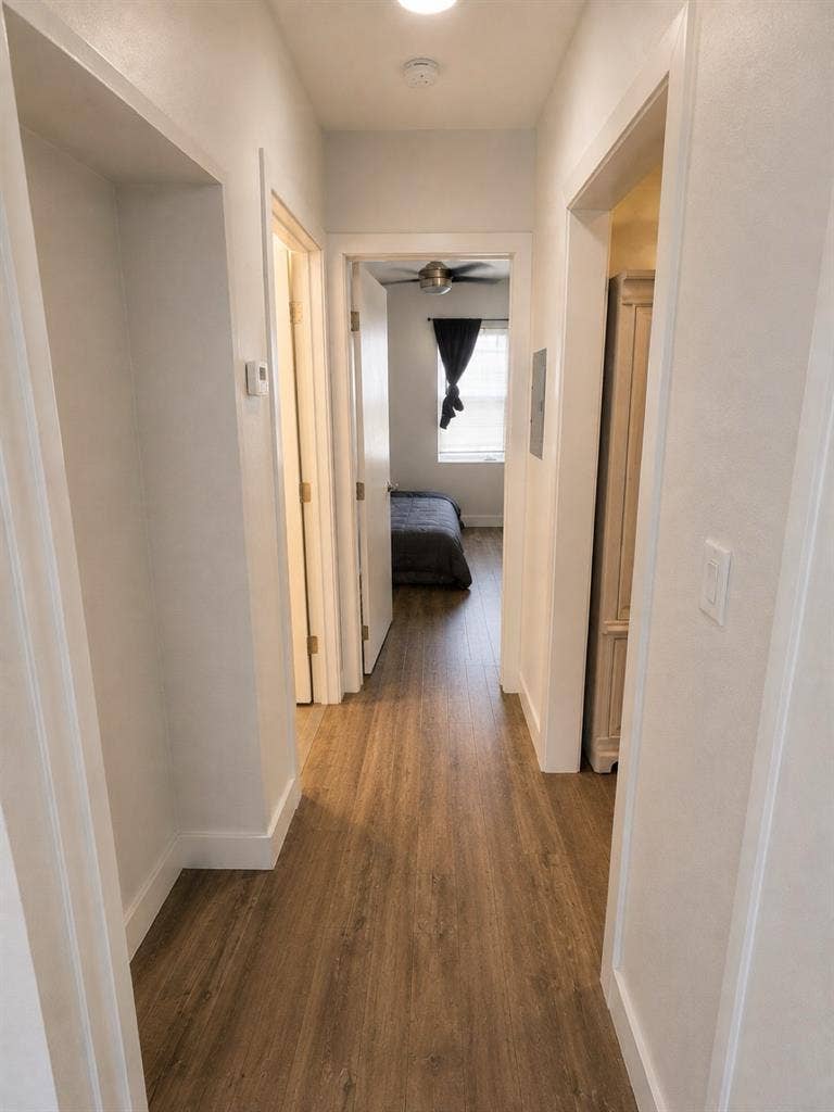 Rooms available Crenshaw/HydePark