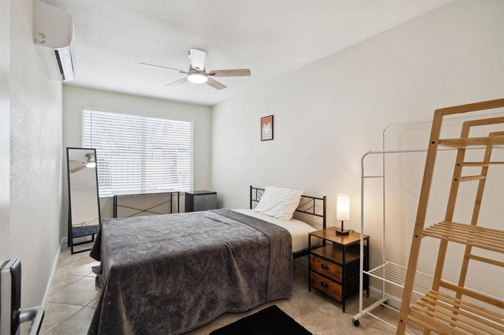 Cozy Room in Renovated Scottsdale