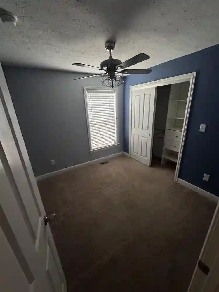 Private Room/Shared Utilities/Wifi