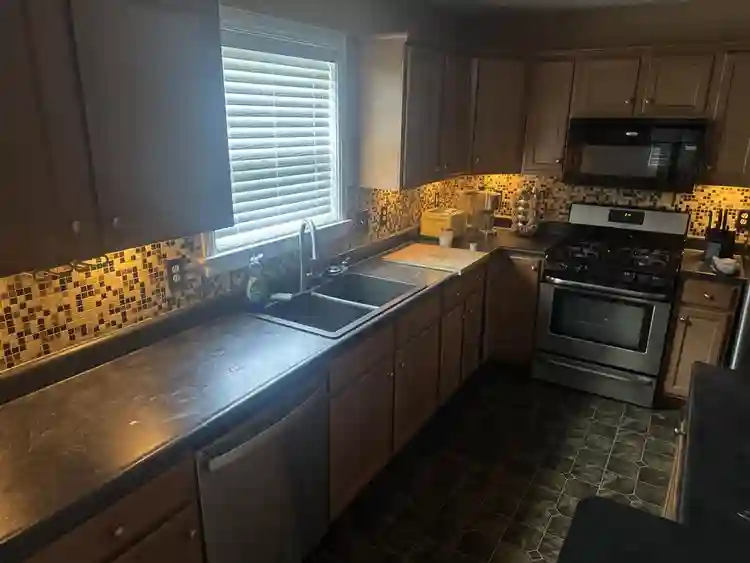 Private Room/Shared Utilities/Wifi