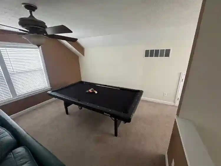 Private Room/Shared Utilities/Wifi