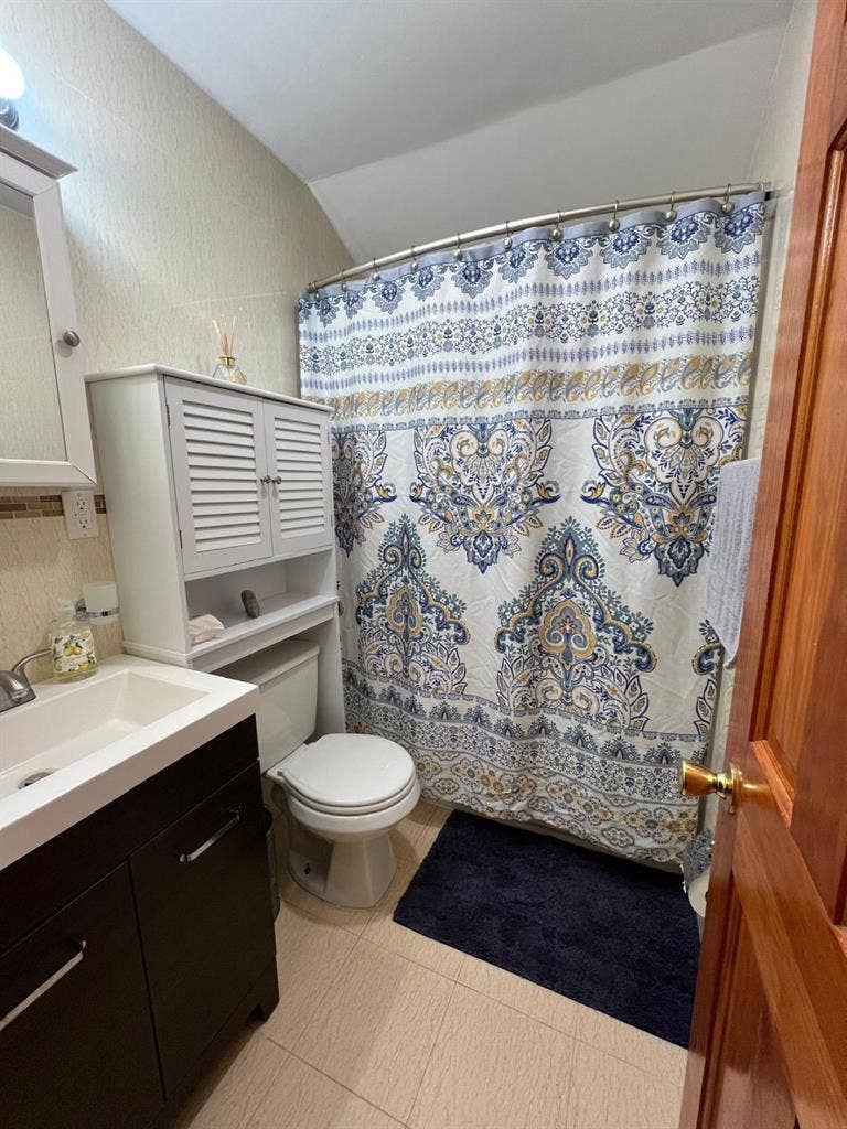Room rental in The Bronx