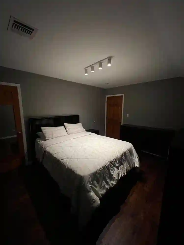 Room rental in The Bronx
