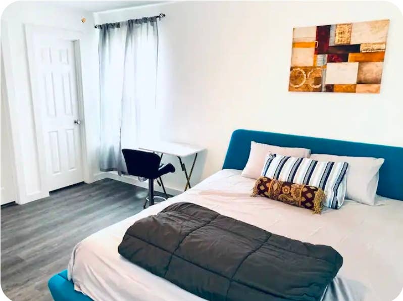 2BD / 1BA – FULLY FURNISHED + BILL